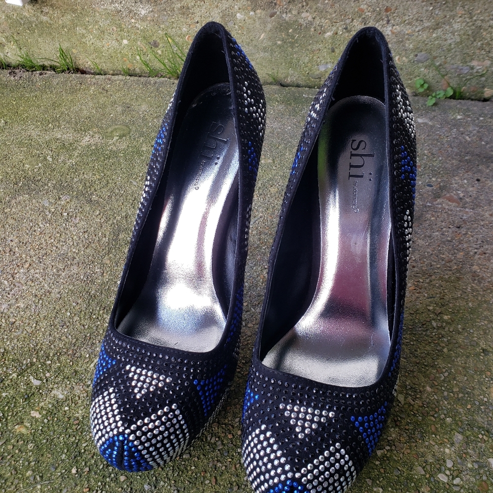 Heels - Picture 10 of 11